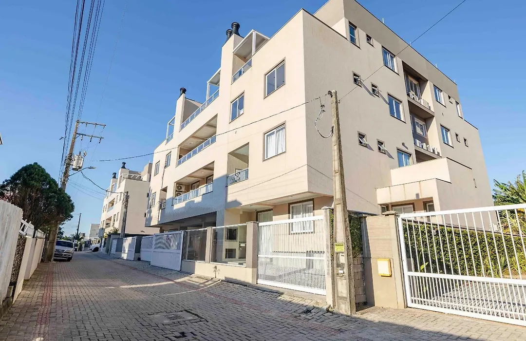 Aconchegante Apartamento para Famílias na Praia de Bombinhas - Centro-1